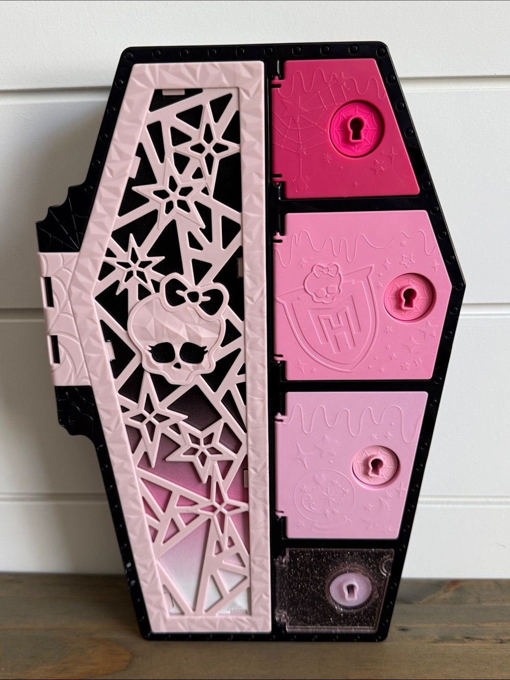 Monster High | Skultimate Secrets Locker: Draculara Fearidescent - Storage Case